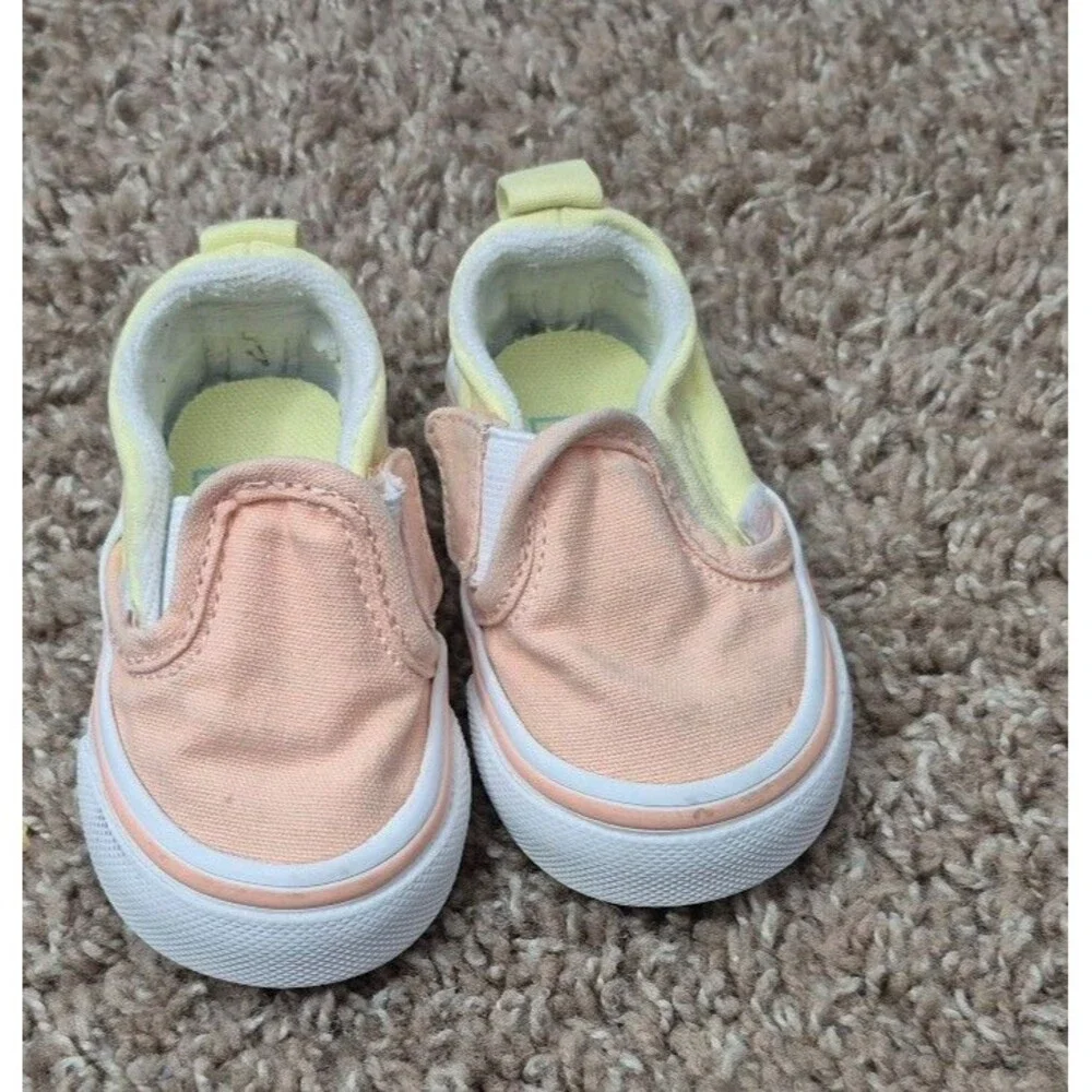 Vans infant girls shoes size 2 - multicolor